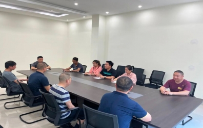 越南天誠(chéng)實(shí)業(yè)首次召開(kāi)公司例會(huì)